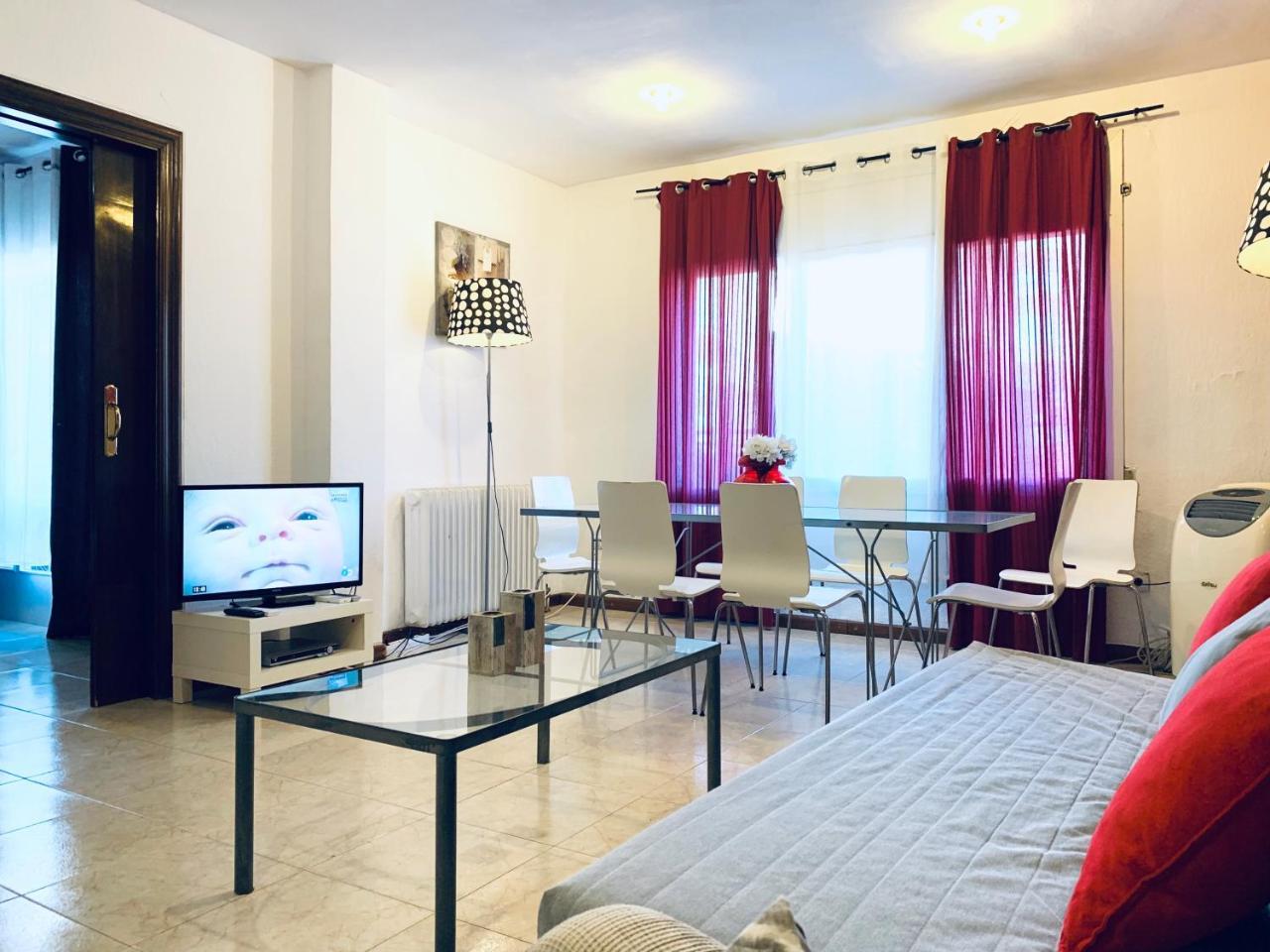 ברצלונה La Pedrera Residence מראה חיצוני תמונה