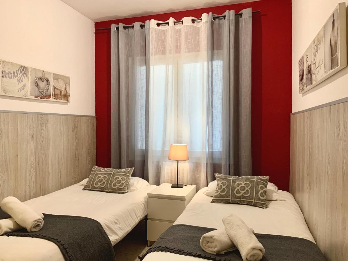 ברצלונה La Pedrera Residence מראה חיצוני תמונה