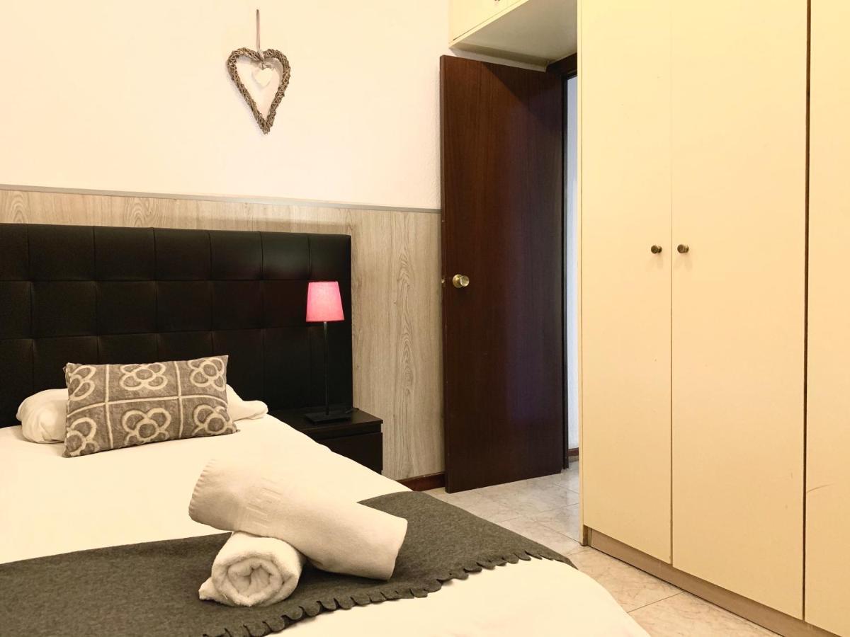 ברצלונה La Pedrera Residence מראה חיצוני תמונה